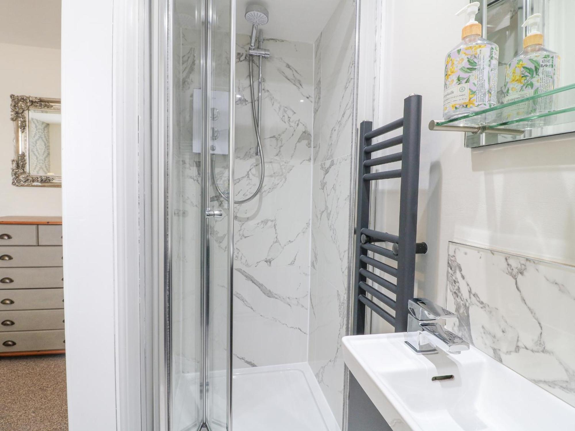 Matlock Maisonette Экстерьер фото